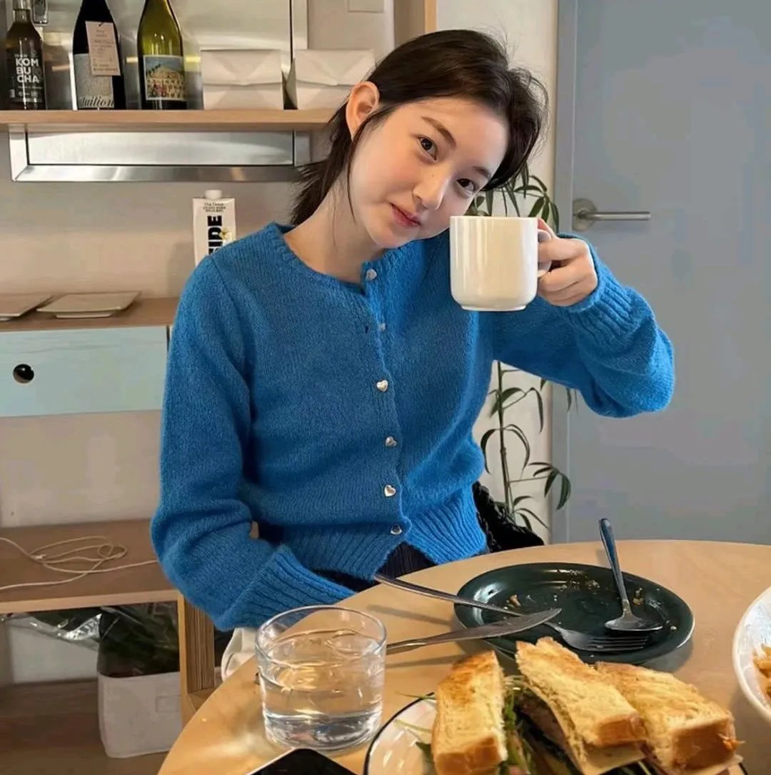 钱信伊:地下酒吧